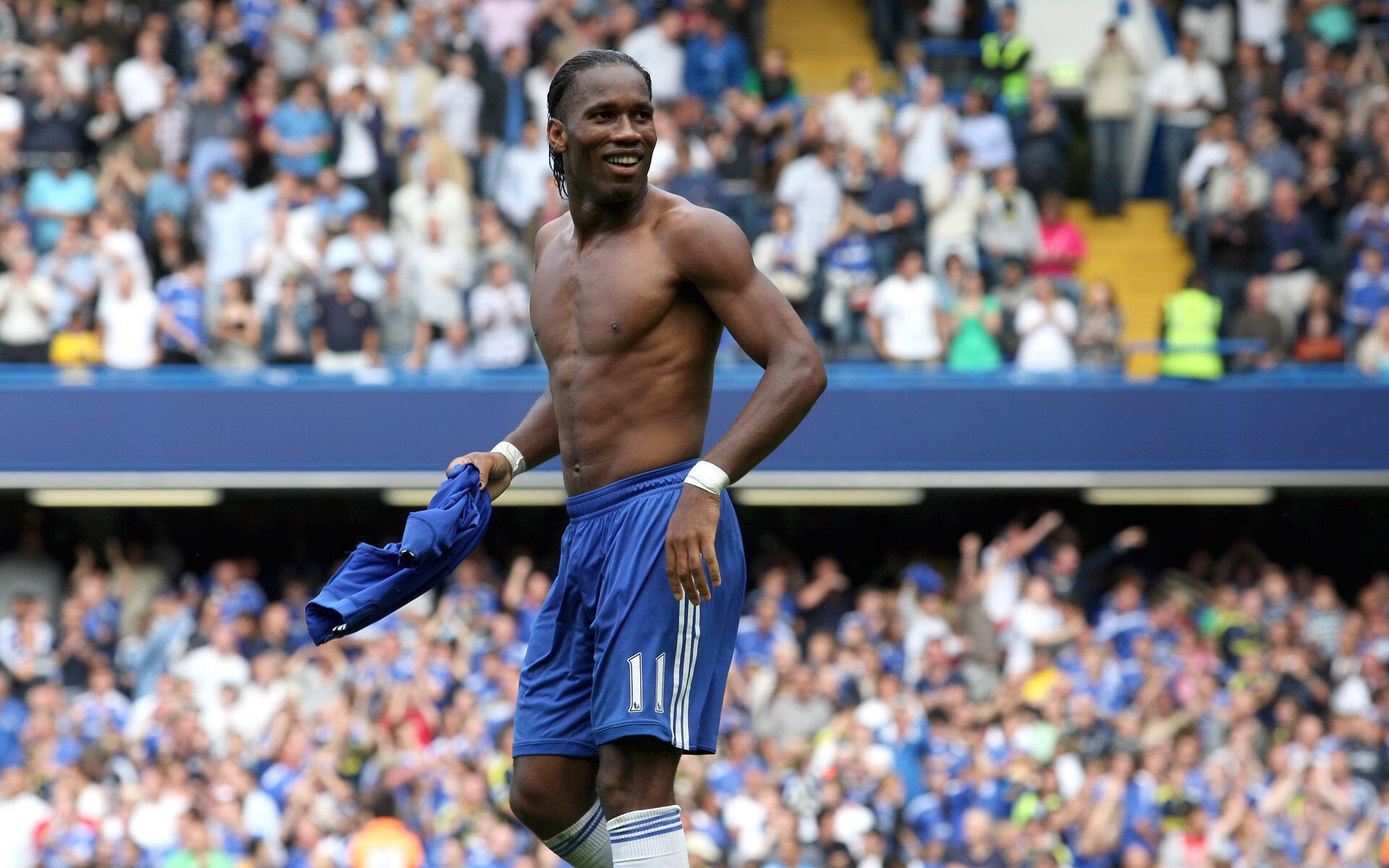 白衣王朝的另一种伟岸,当优雅吞噬铁血,罗德里用一记火焰射门改写欧陆叙事